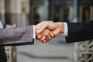handshake for partnership marketing