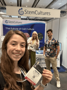 StemCultures team at the ISSCR2024 booth